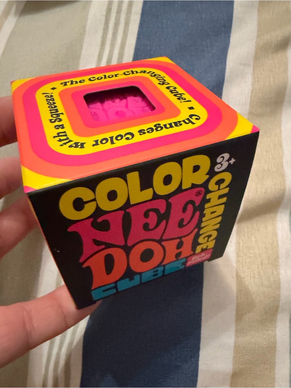Pink color change cube needoh